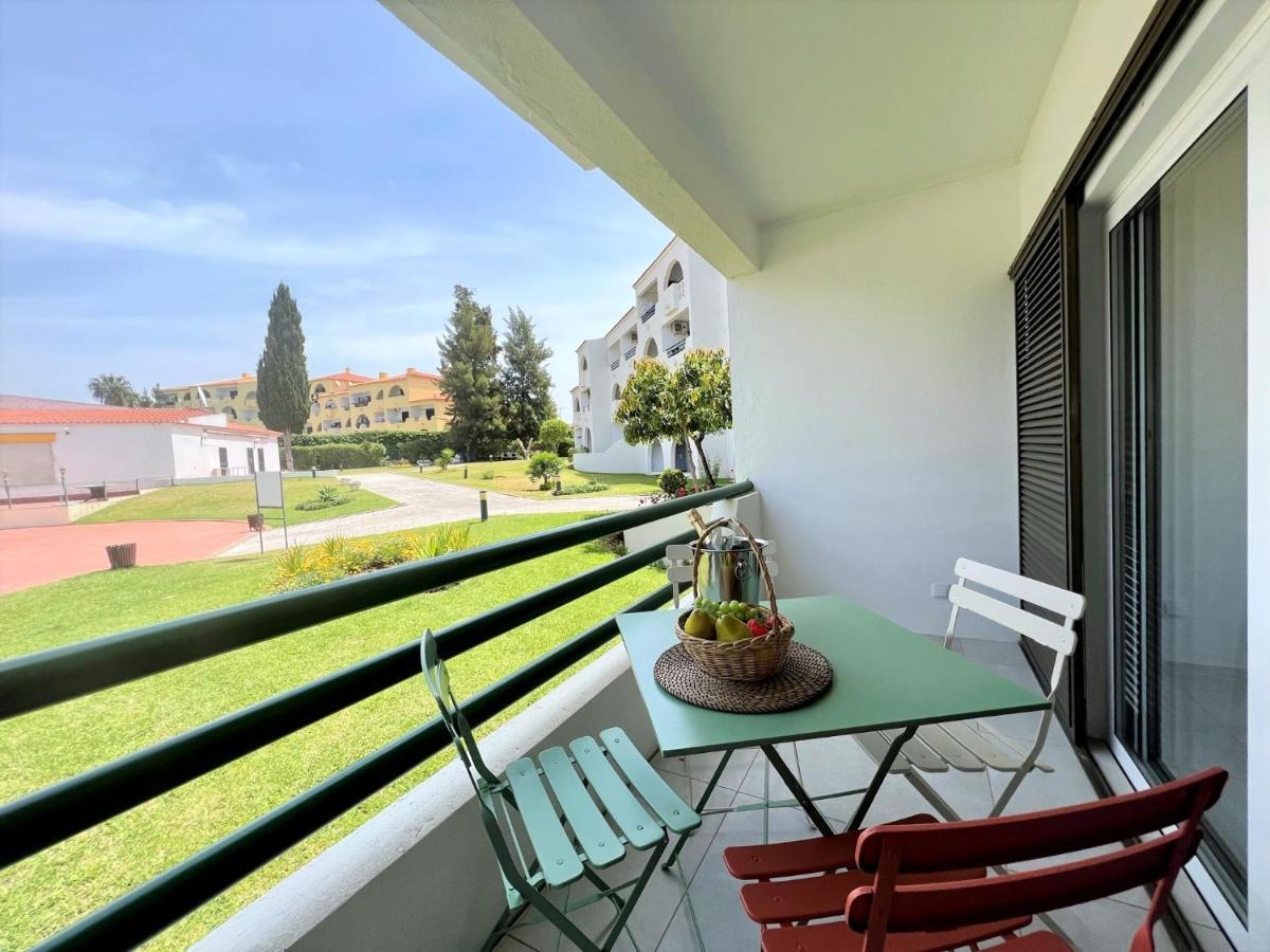Albufeira Twins 2 With Pool By Homing Apartman Kültér fotó